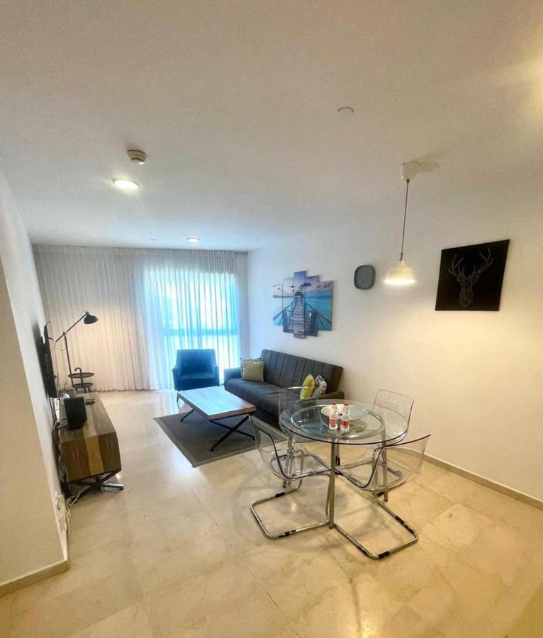 Okeanos Bmarina Apart otel Herzelia Dış mekan fotoğraf