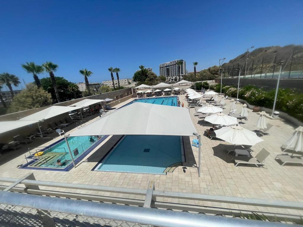 Okeanos Bmarina Apart otel Herzelia Dış mekan fotoğraf